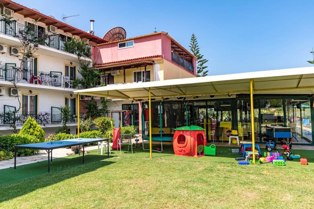 Rainbow Apartments Каламакион Экстерьер фото